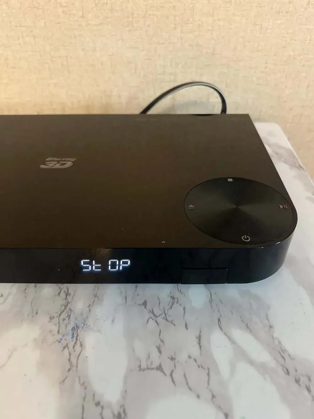 Samsung BD-F5900 3D Blu-ray Disc Player ( no remote)